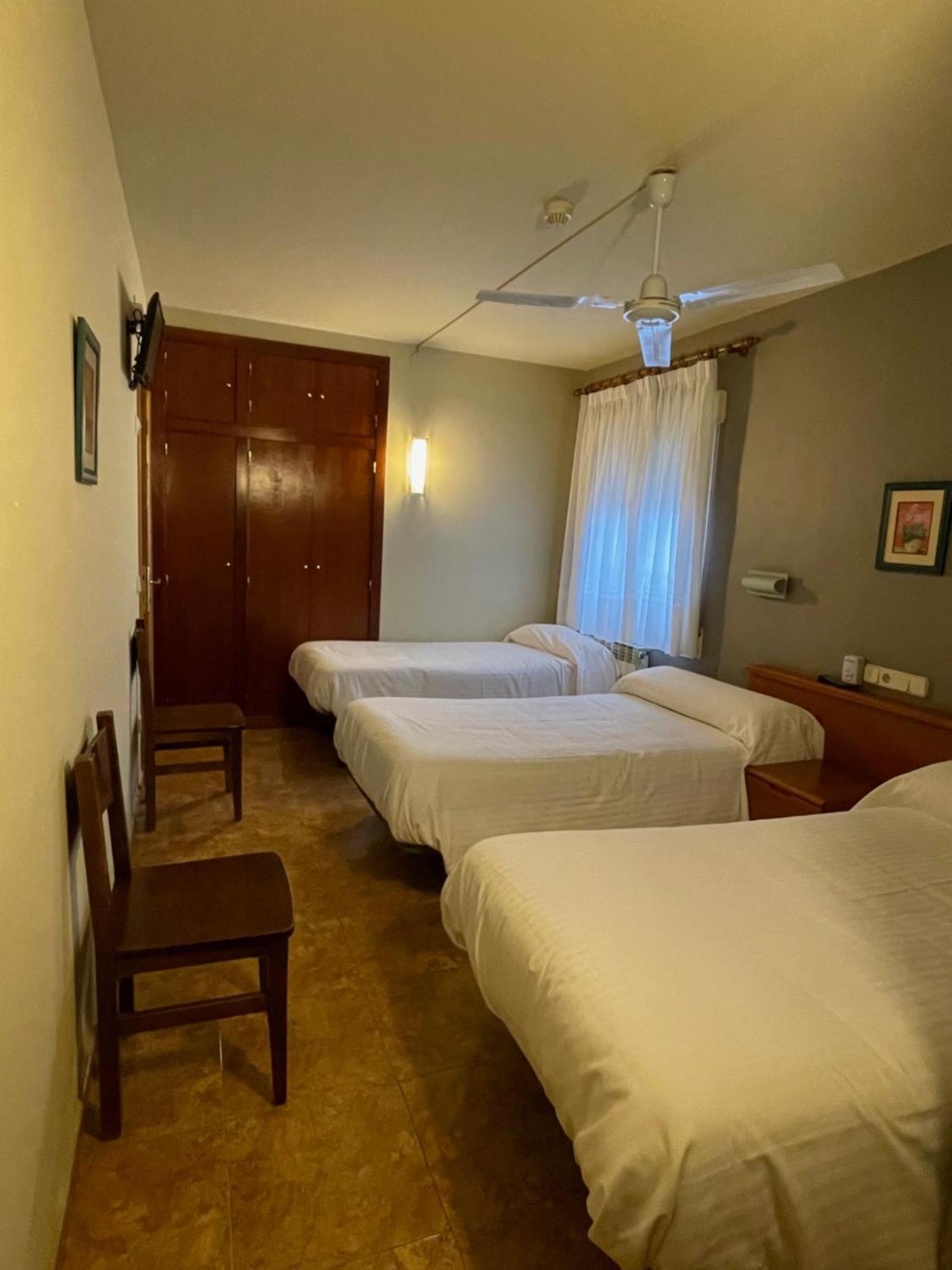 Hostal El Corzo Villafranca Extérieur photo